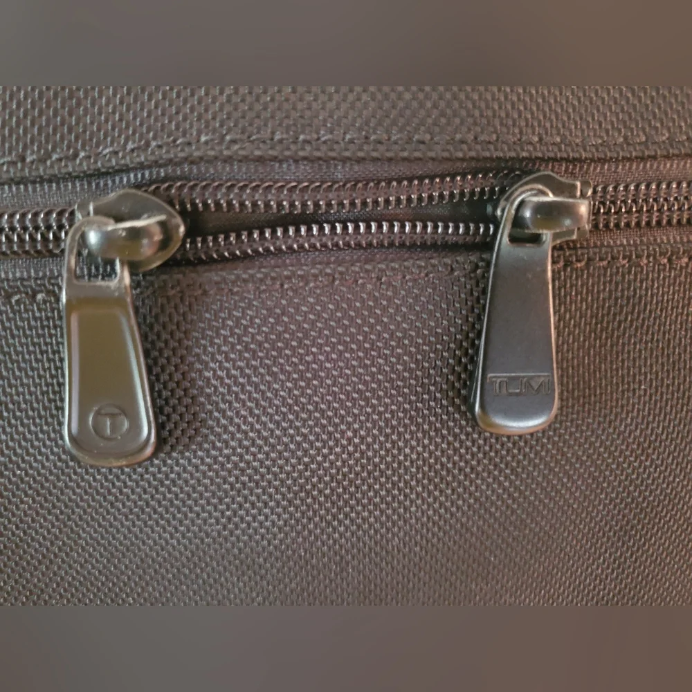 TUMI T-Tech 57175D Black Nylon Flap Computer Laptop Messenger Bag